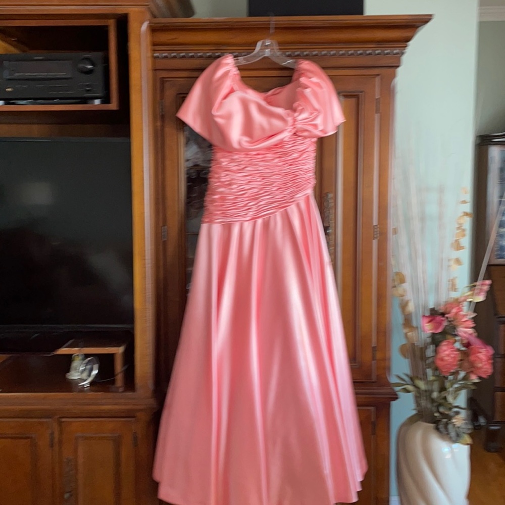 ROSE TAFT COUTURE vintage SILK SATIN BALLGOWN